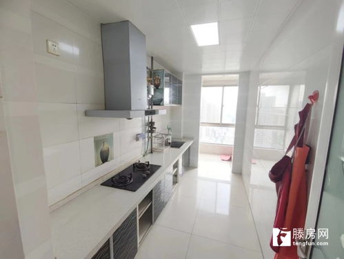 城東 貴和世紀(jì)佳苑3室2廳1衛(wèi),送車位,精裝修,證滿二年,可,中間好樓層 滕州二手房出售