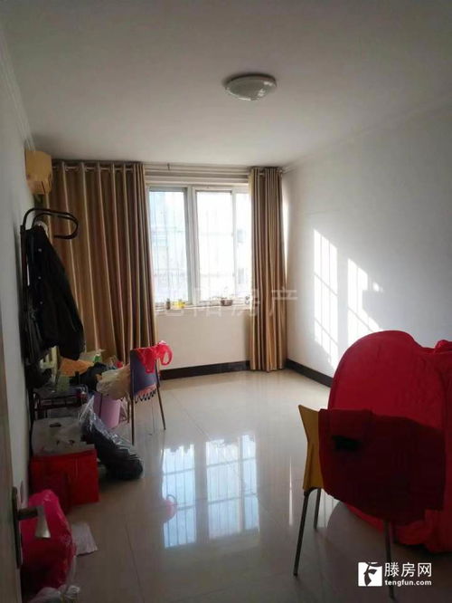 城東 鳳凰苑多層四樓兩室兩廳一衛102平精裝99萬證滿五年帶地上車庫,可住人 滕州二手房出售